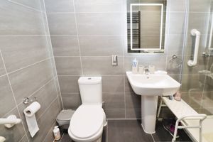 ORCHARD CRESCENT- click for photo gallery